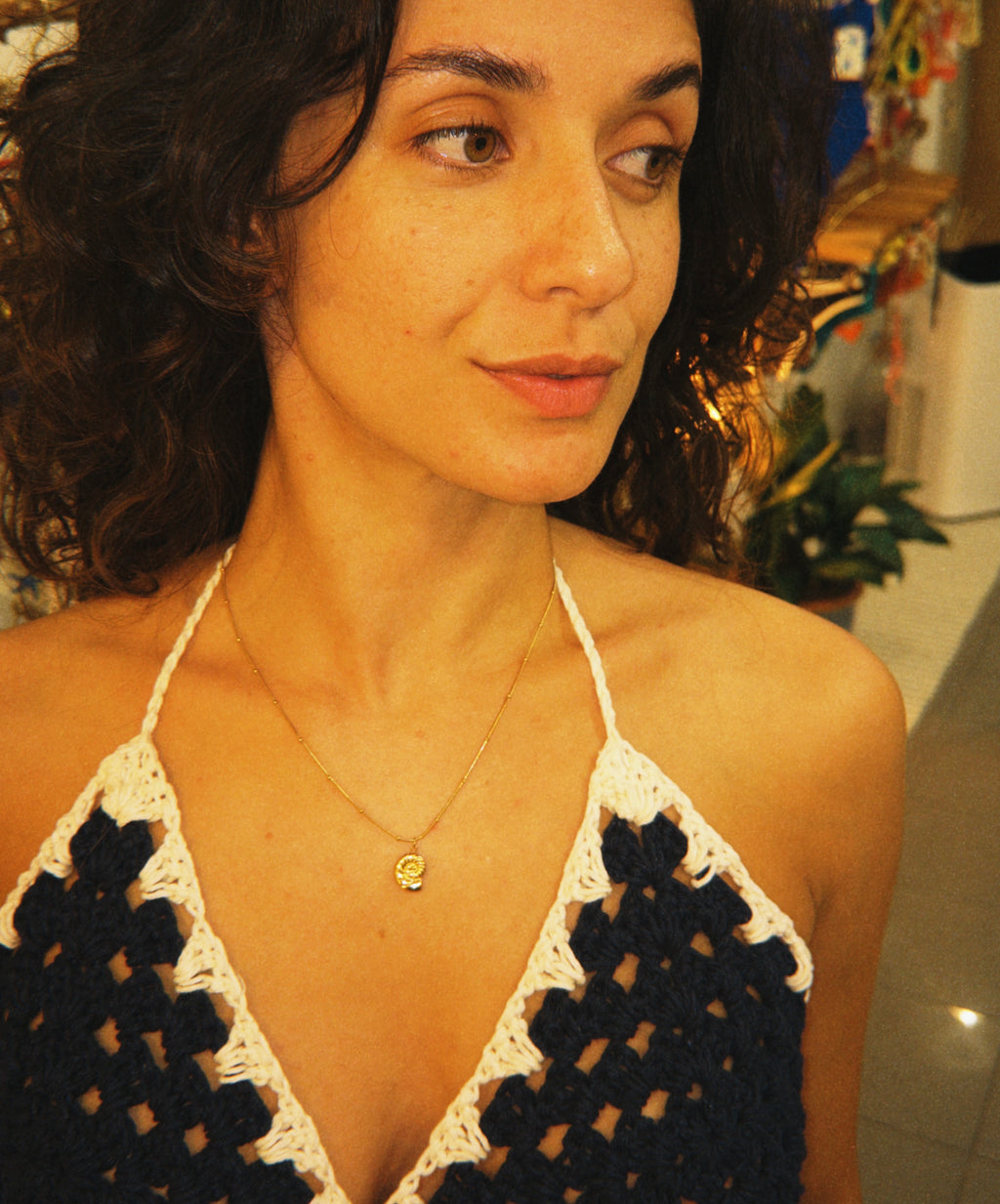 COLAR NAUTILUS – Gold Plated Seashell Pendant Necklace
