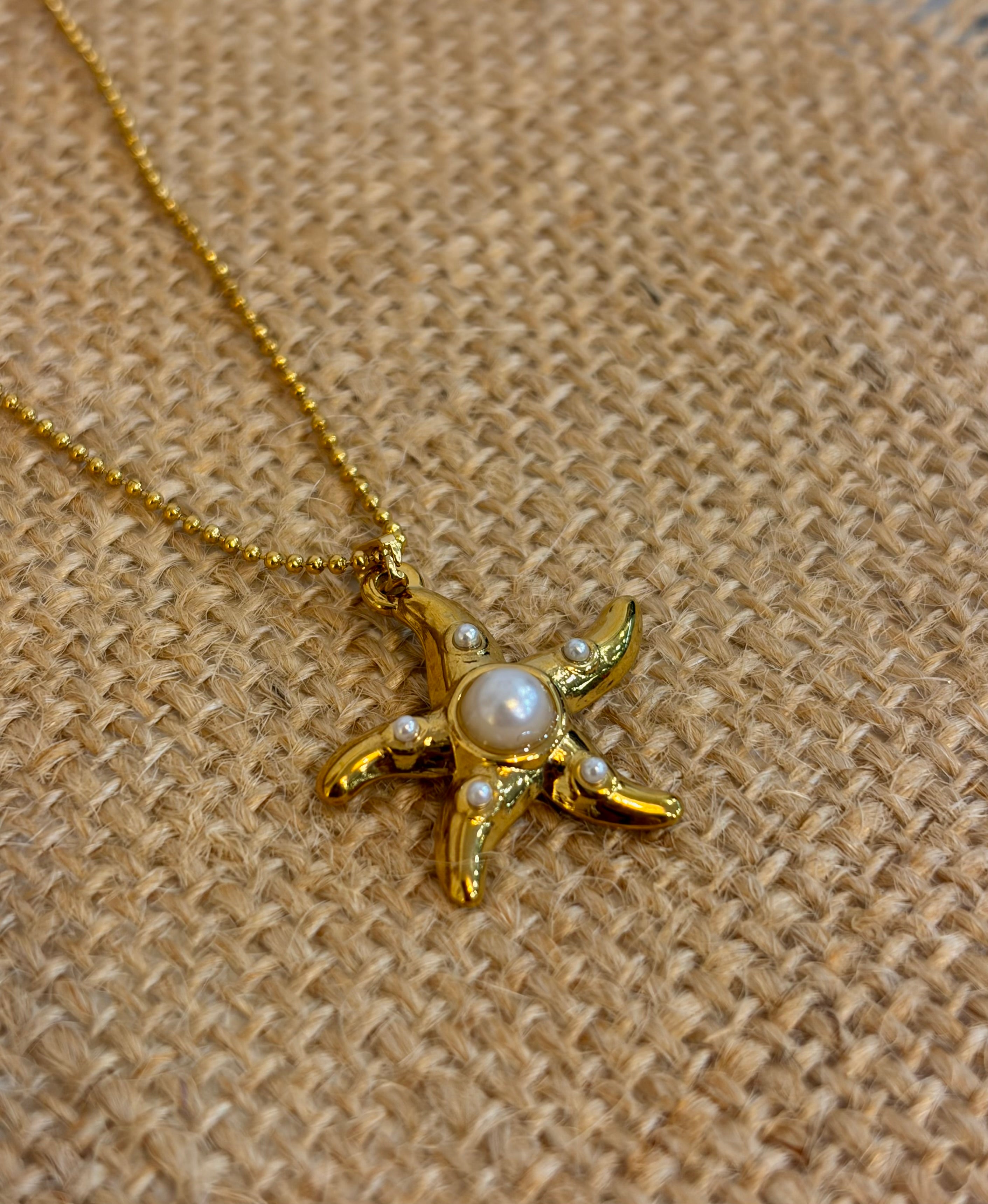 COLAR PERLA – Gold Plated Pearl & Starfish Necklace