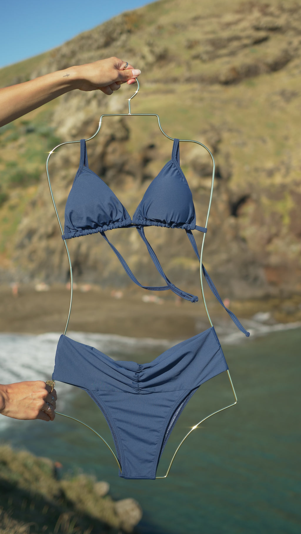 BIQUÍNI PANDI – Triangle Top & Butterfly High-Waist