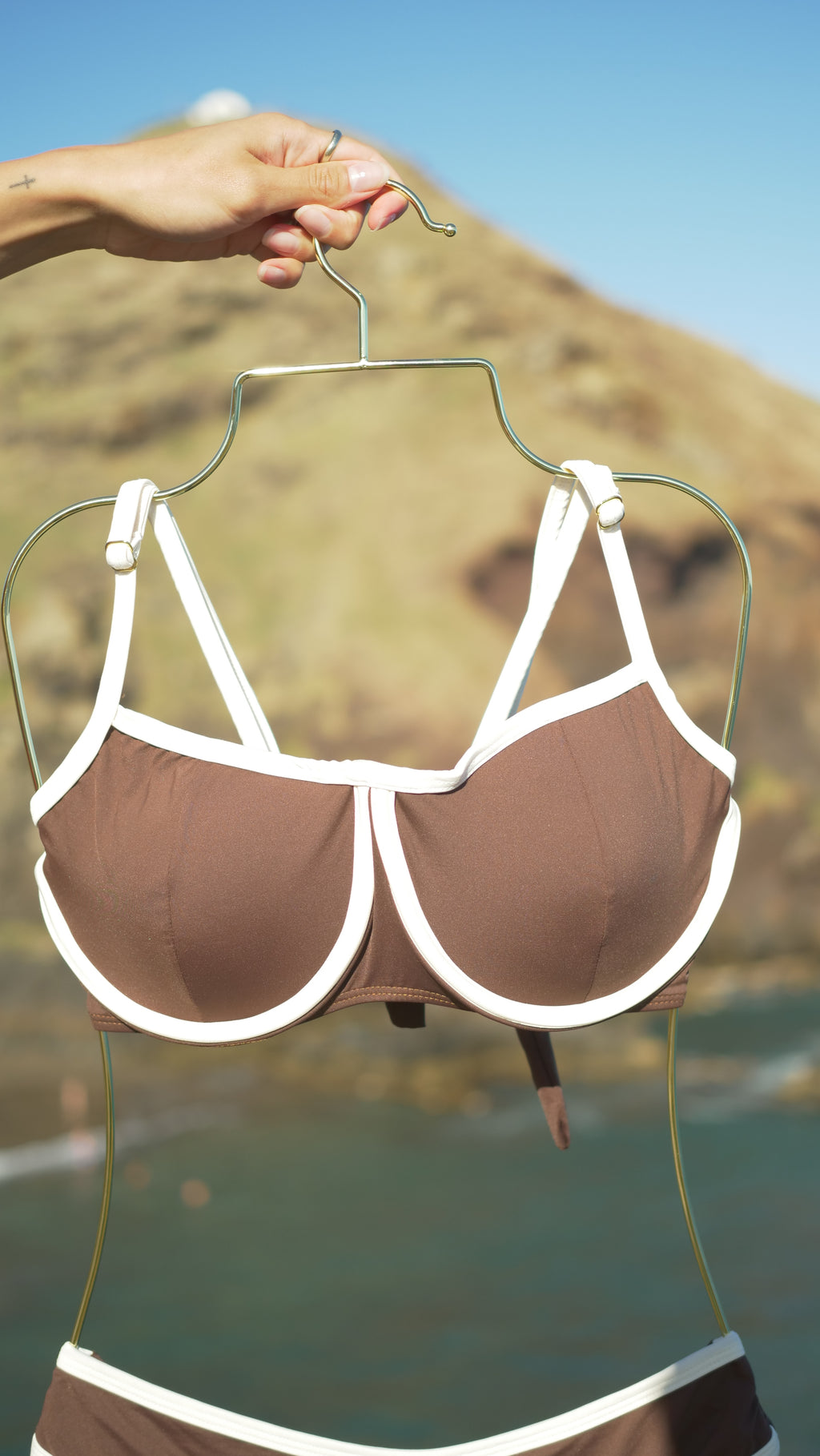 BIQUÍNI FORTALEZA – Underwire Support & High Leg Bicolor